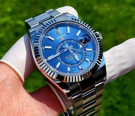 rolex sky dweller blau listenpreis|rolex sky dweller manual.